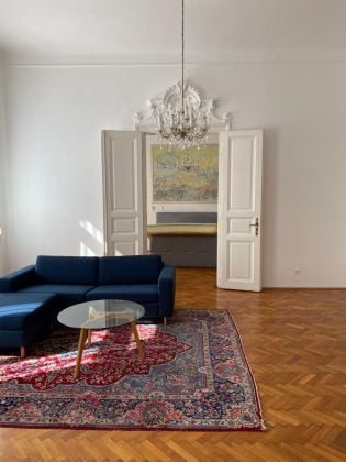 Elegant flat for expat families or business stays