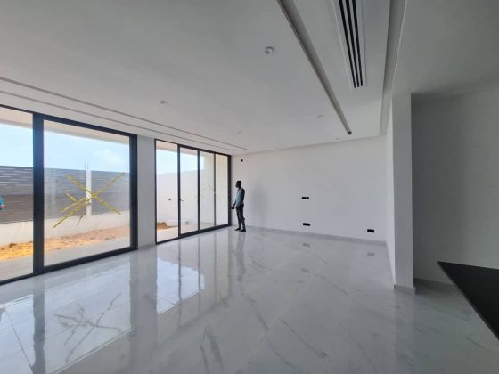 Belle villa Triplex de 6 P avendrdee