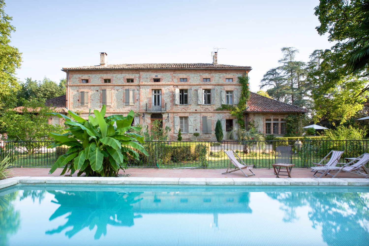 Refined Toulouse estate set in the heart of nature