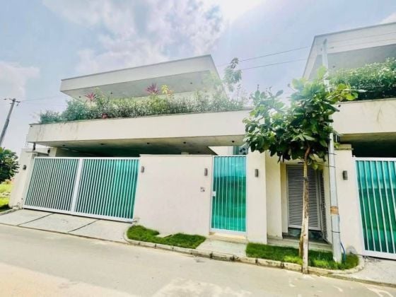 Cocody Angre 8a Tranche, splendida villa di 6 locali disponibile da ...