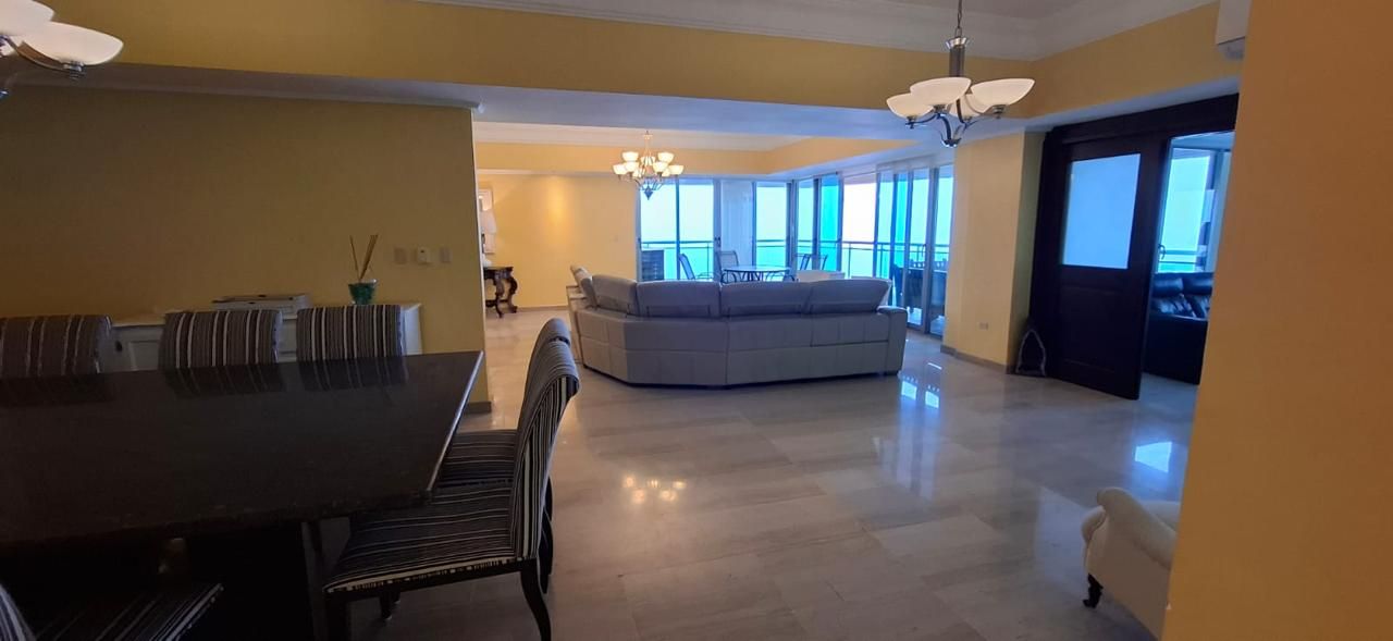 Apartamento en venta en Malecón Centro – Santo Domingo