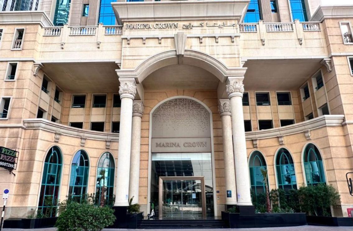 Dubai Marina - Aparcamiento seguro del propietario