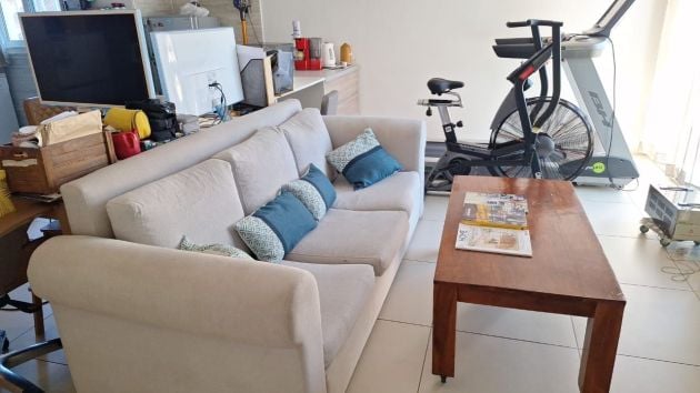 FOR RENT - FURNISHED 1-BEDROOM APARTMENT - AMPARIBE 