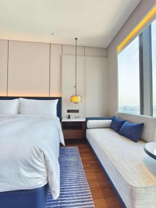 Marriott  EXECUTIVE APARTMENTS,1room,1bath,37sqm,clean, well-kept, ...