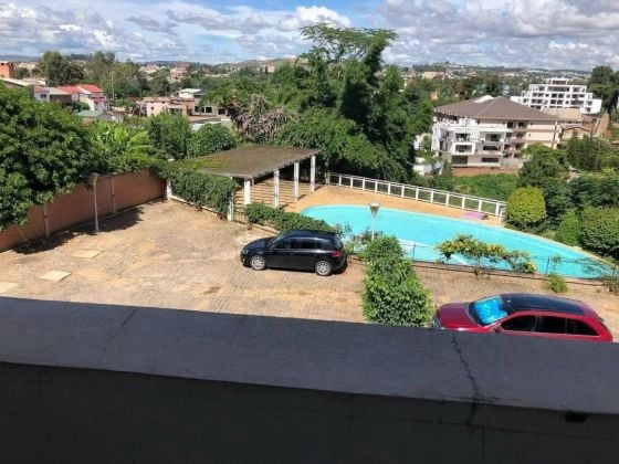 SE ALQUILA - APARTAMENTO AMUEBLADO DE 3 HABITACIONES - IVANDRY 