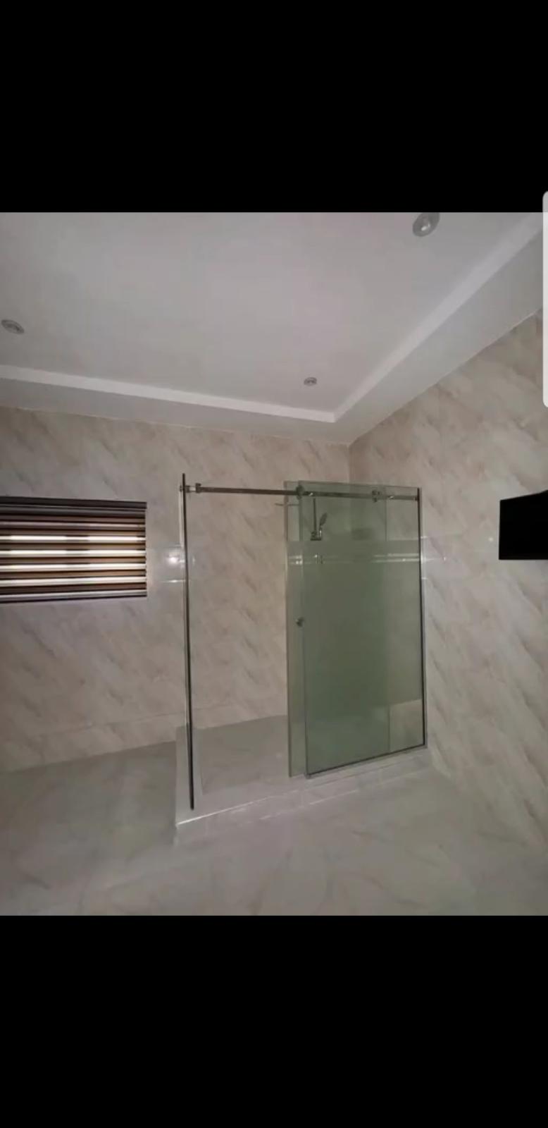 Luxury 4 bedroom duplex