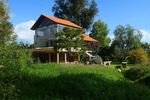 Casa en hermoso entorno verde 