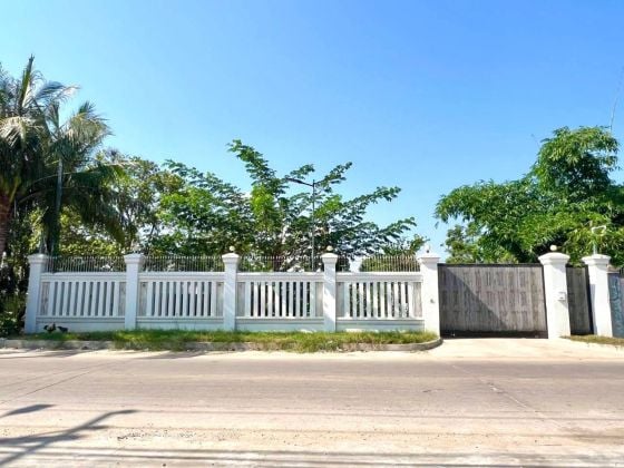 Land and House for Sale in Khan Chbar Ampov