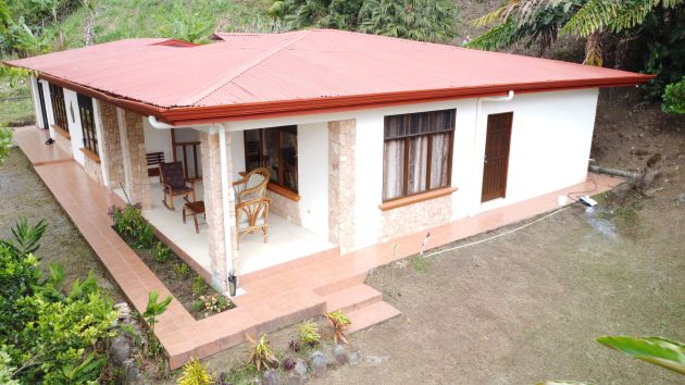 Tranquila Casa de 3 Recámaras con Agua de Manantial Natural Cerca ...