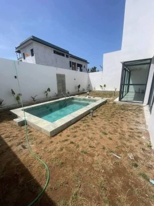 In affitto a Bassam Mockeyville, villa duplex di 5 locali + piscina 