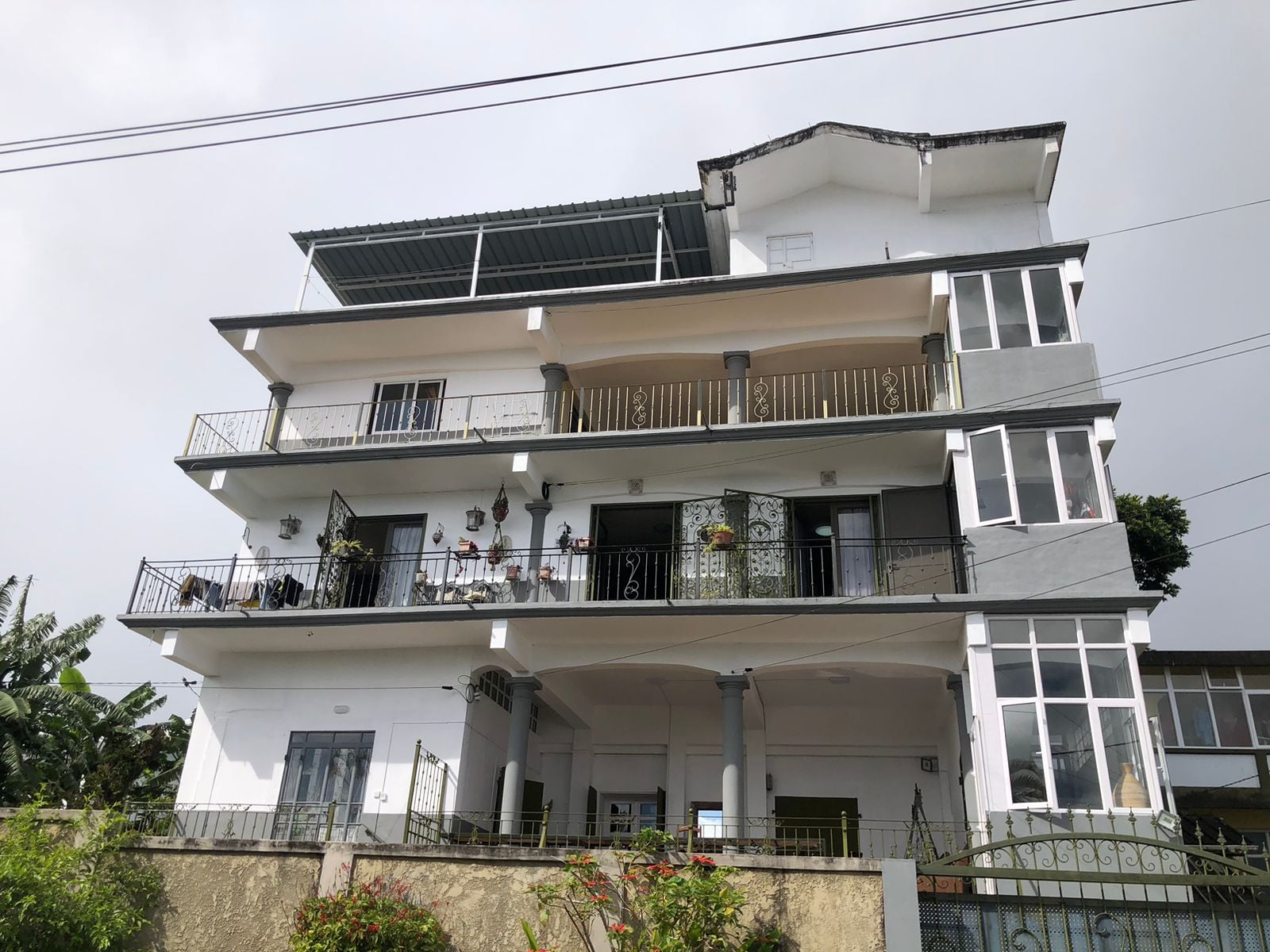 Appartement Luxueux 4 Pièces à Louer au Cœur de Curepipe