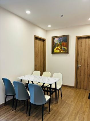 Modern 2BR Apartment for Rent in Ecopark – Fully Furnished – ...