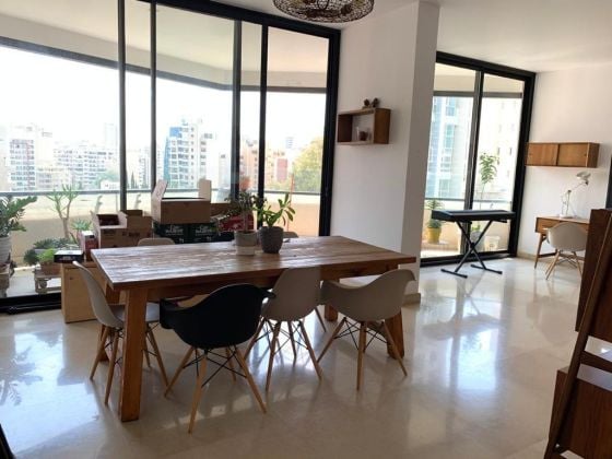 Fully furnished apartment in achrafieh 3 bedrooms