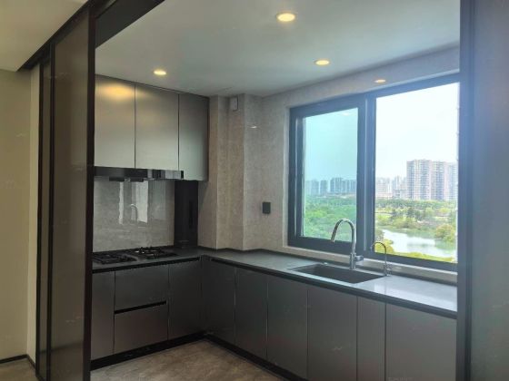 Yihe View 4bedrooms /floor heat/ Brand new/walking to SSIS/aeon ...