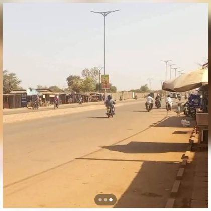 Terrain commercial de 600m² en vente à kossodo 