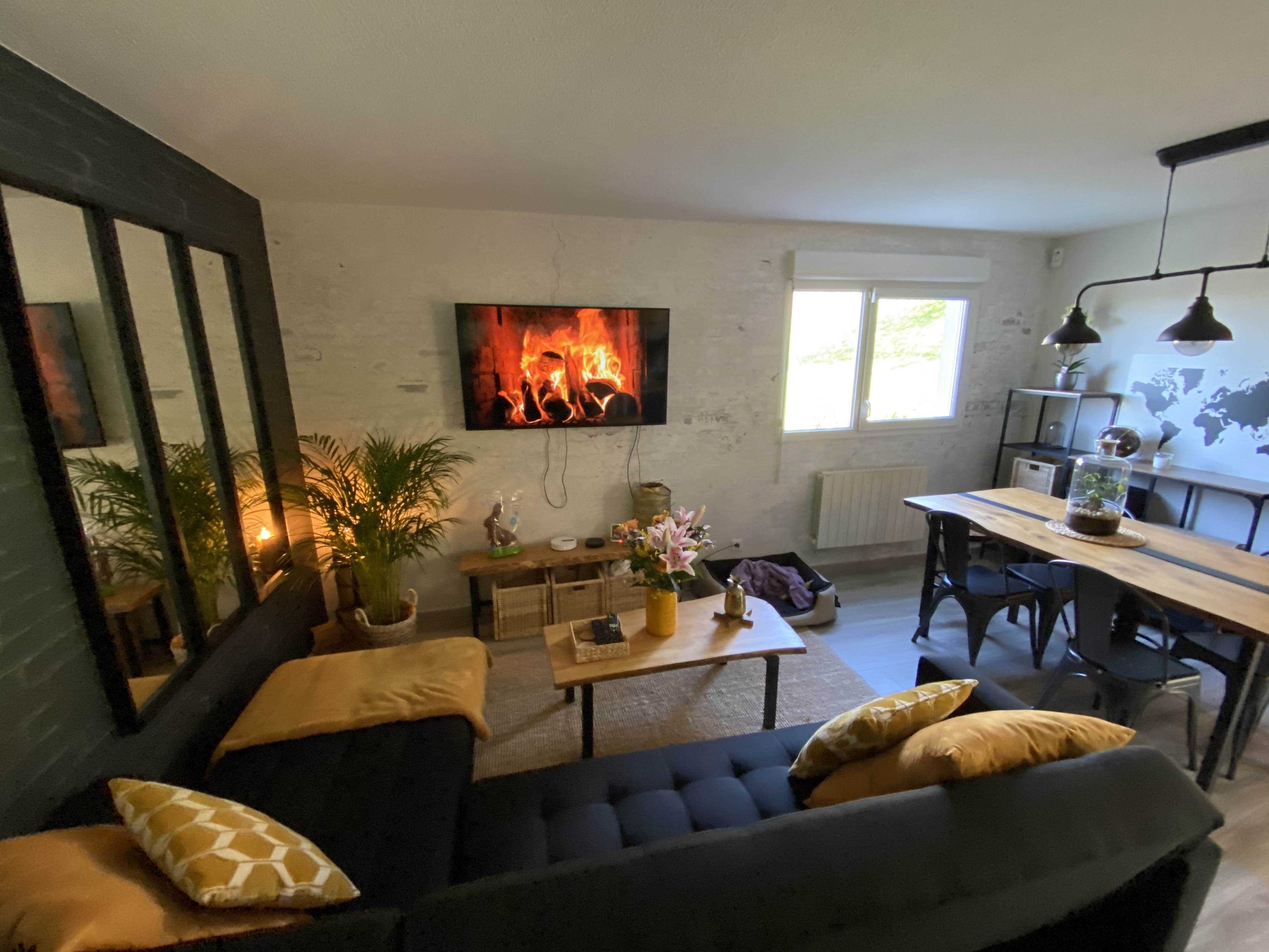 SUPERBE T3 meublé à louer dès le 1er juillet.