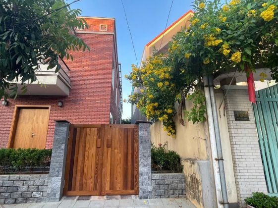 7BR/9Bath House near Imperial City – Long-Term Professionals