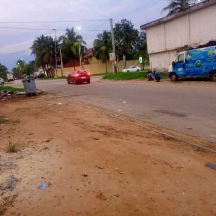 COCODY  GOLF4 ROND POINT DE MEL THEODORE vente 780m2