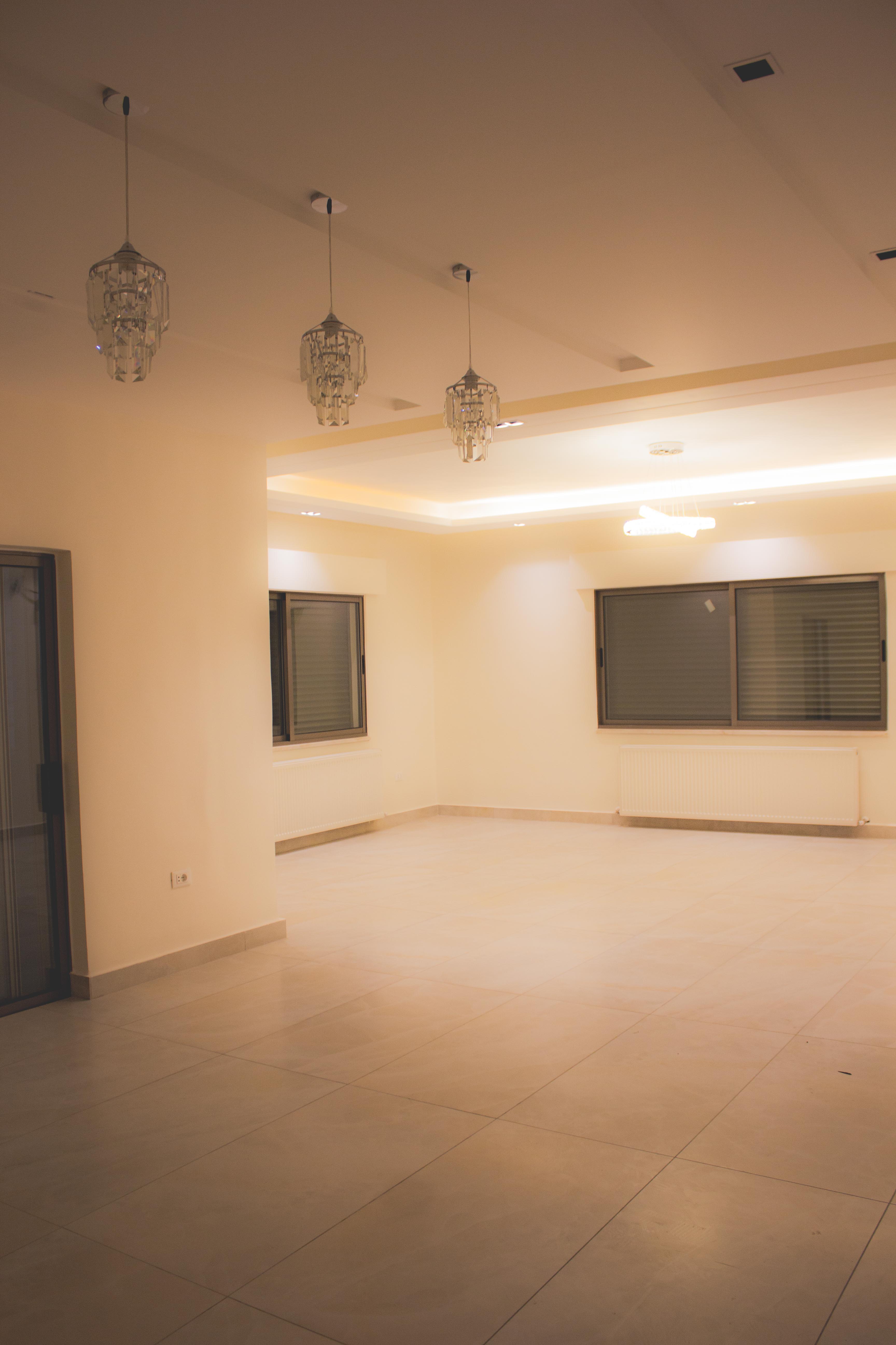 Spacious 4-Bedroom Luxury Apartment for Rent in Al-Rabiah – 395 m², Fully Renovated, Private Villa, Prime Location in Amman