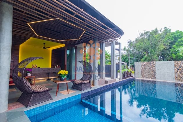 3 Bedrooms Penhouse with Swimming Pool for Rent in Siem Reap City-Kok Chak