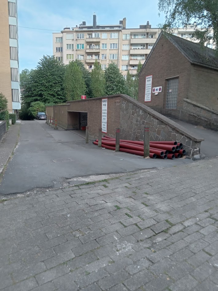 Garage for sale Messidor neighborhood Uccle Belgium