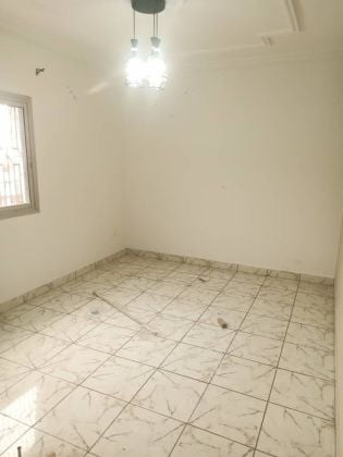 BEL APPARTEMENT DE TROIS CHAMBRES À LOUER À BALI