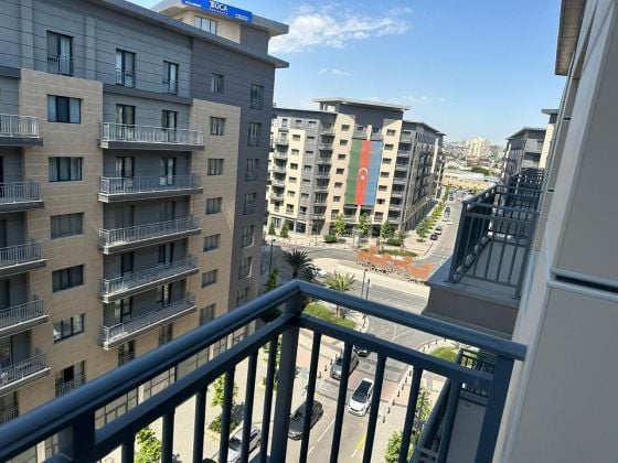 2 bədroom new apt in White City 