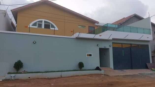 Large luxury duplex villa with 9 rooms plus swimming pool for sale in the ...