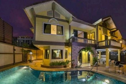 Pool Villa 5 Bedrooms for Rent , Good location at  Central Pattaya