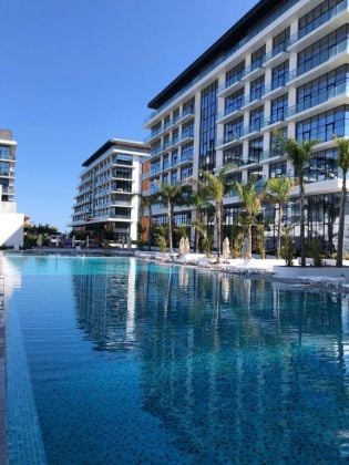 Sea Breeze Lighthouse apartment on the seaside 