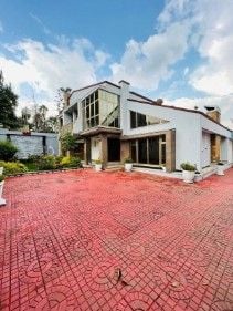 Charming Family Home for Rent in Bole 