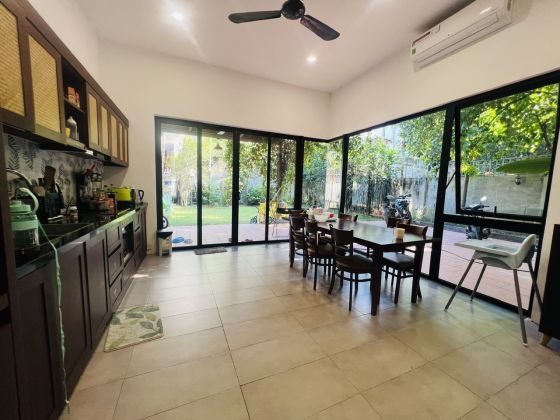 Nice house with big yard, 4 bedrooms in Dang Thai Mai street, Tay Ho ...