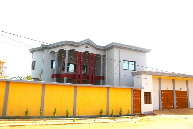 À Louer – Villa Duplex Neuve avec Piscine – Ouaga 2000 ...