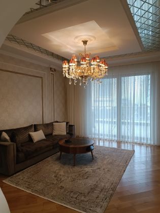 2 bedroom apartment for rent in Port Baku building.