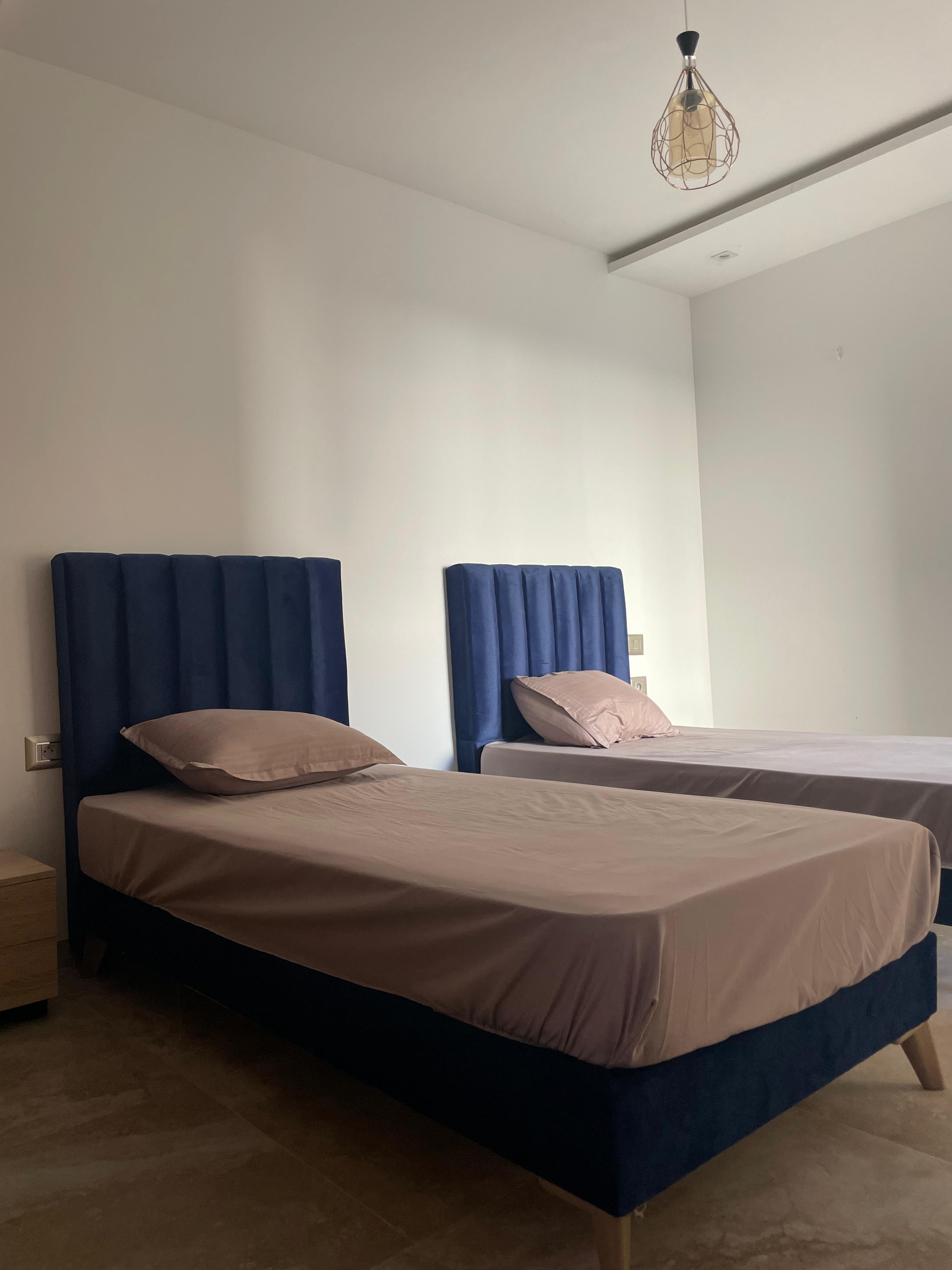 S+1 moderne – piscine et plage