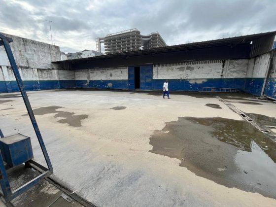 Treichville cacomiaf location entrepôt 1225m2