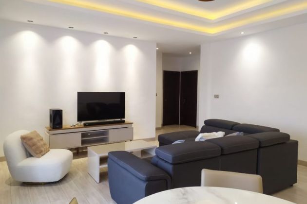 AMBATOBE APPARTAMENTO ARREDATO DI 4 LOCALI IN UNA NUOVA E SICURA RESIDENZA ...