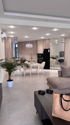 Marvelous 2 bedroom apartment of 97 m2 with open balcony in downtown