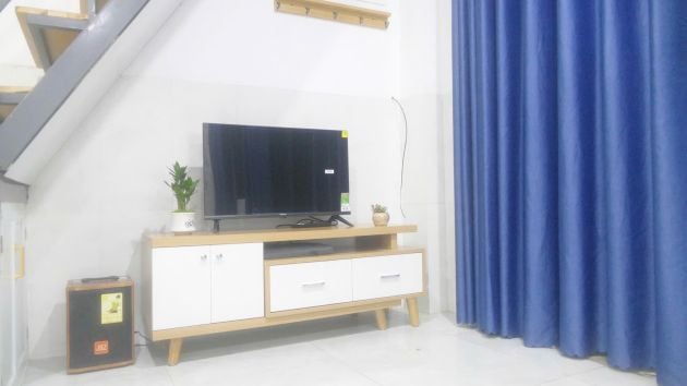 Solara - Chill by the Sea