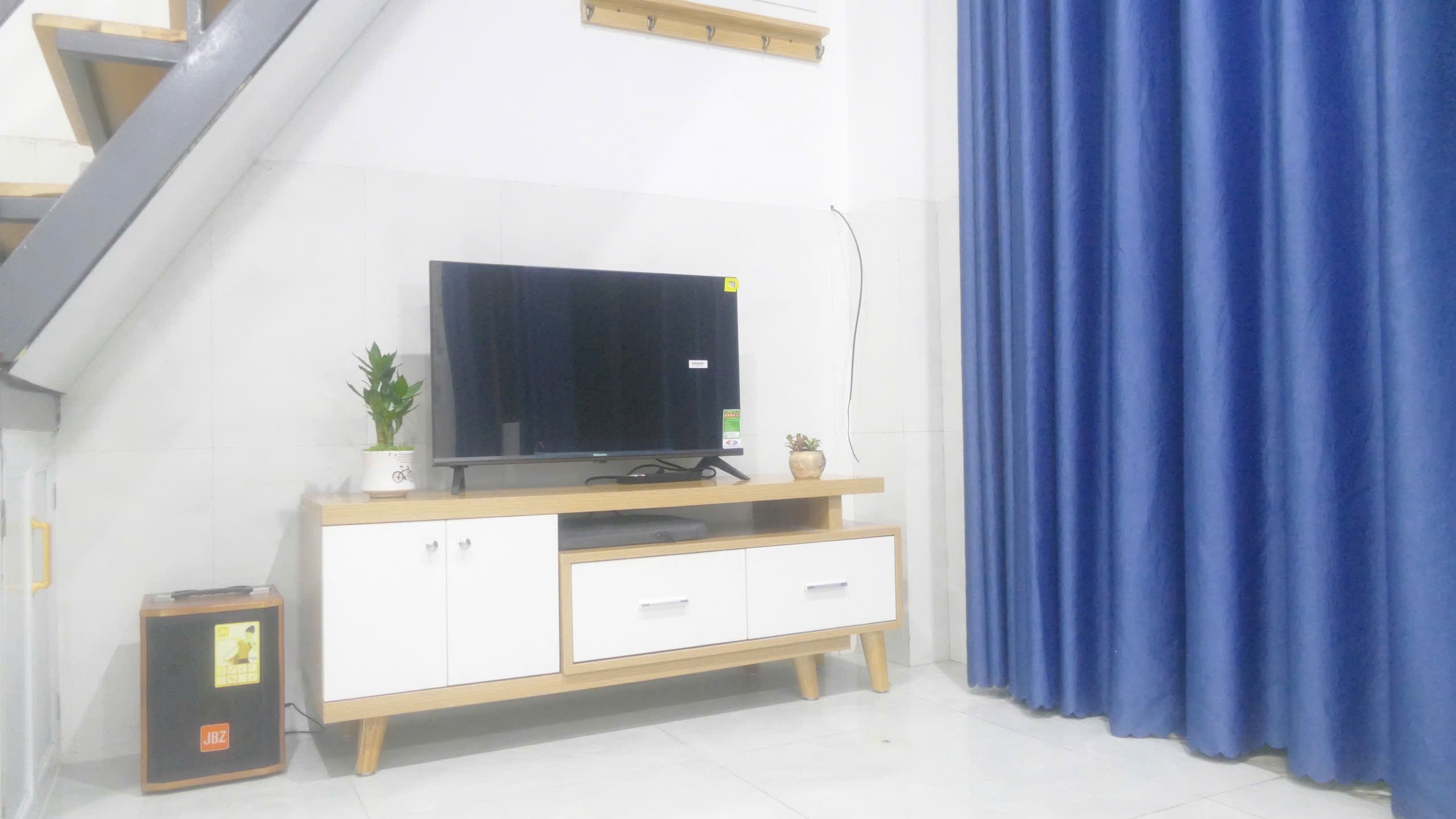 Solara - Chill by the Sea