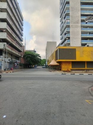 plateau rue du commerce vente ou location un bureau open ( 150m2).