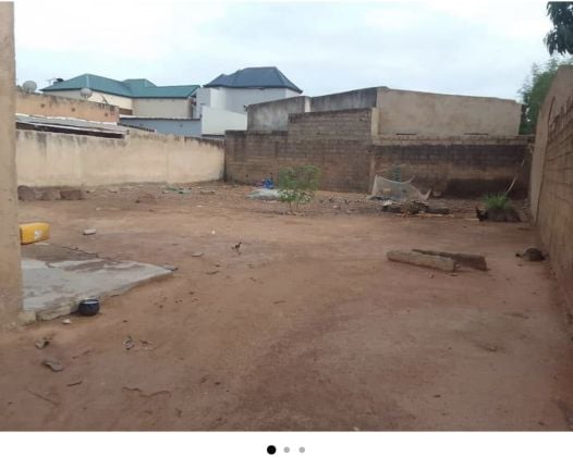 Land for sale in the Azimo city of Ouaga 2000