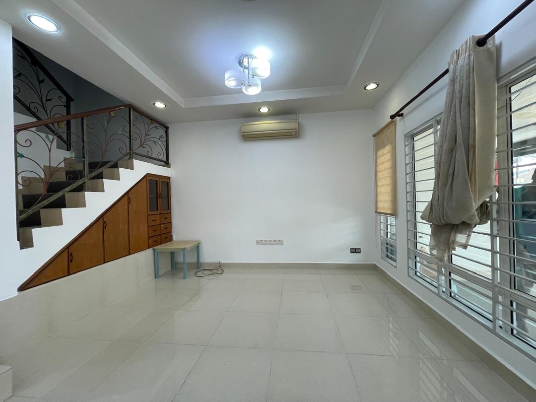 2 STOREY TERRACE HOUSE FOR RENT Jalan Lang Perut Putih 4, Taman Sri Bintang,
