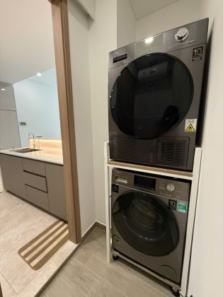 FOR RENT 2 BEDROOMS LUXURY APARTMENT IN THE RIVER THU THIEM D2, 35 ...