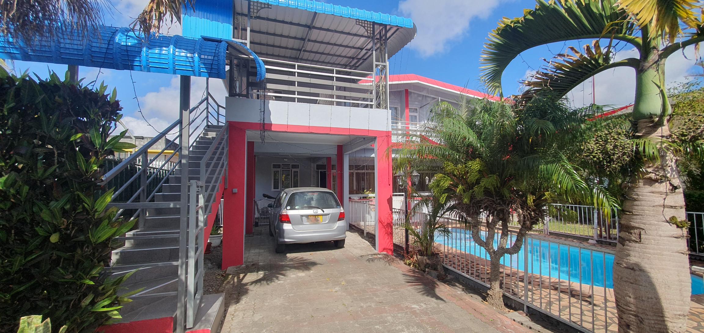 Charming Furnished Apartment with Stunning View – Carreau Laliane, Vacoas