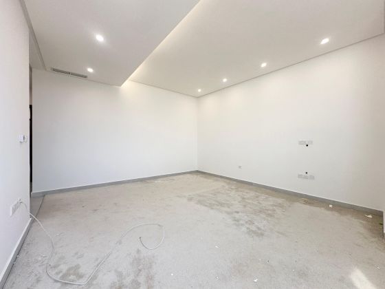 Three bedroom apartment for rent in Salmiya