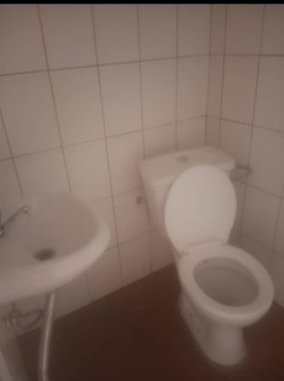 Boutique a louer a àkwa 