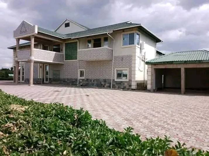 &#55356;&#57151; 3. Fully Furnished Mansionette Duplex – Makeni | $$1,050,000 USD (Negotiable)