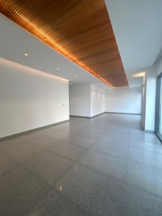 Apartment for rent in Sabah Al Salem, super deluxe finishing