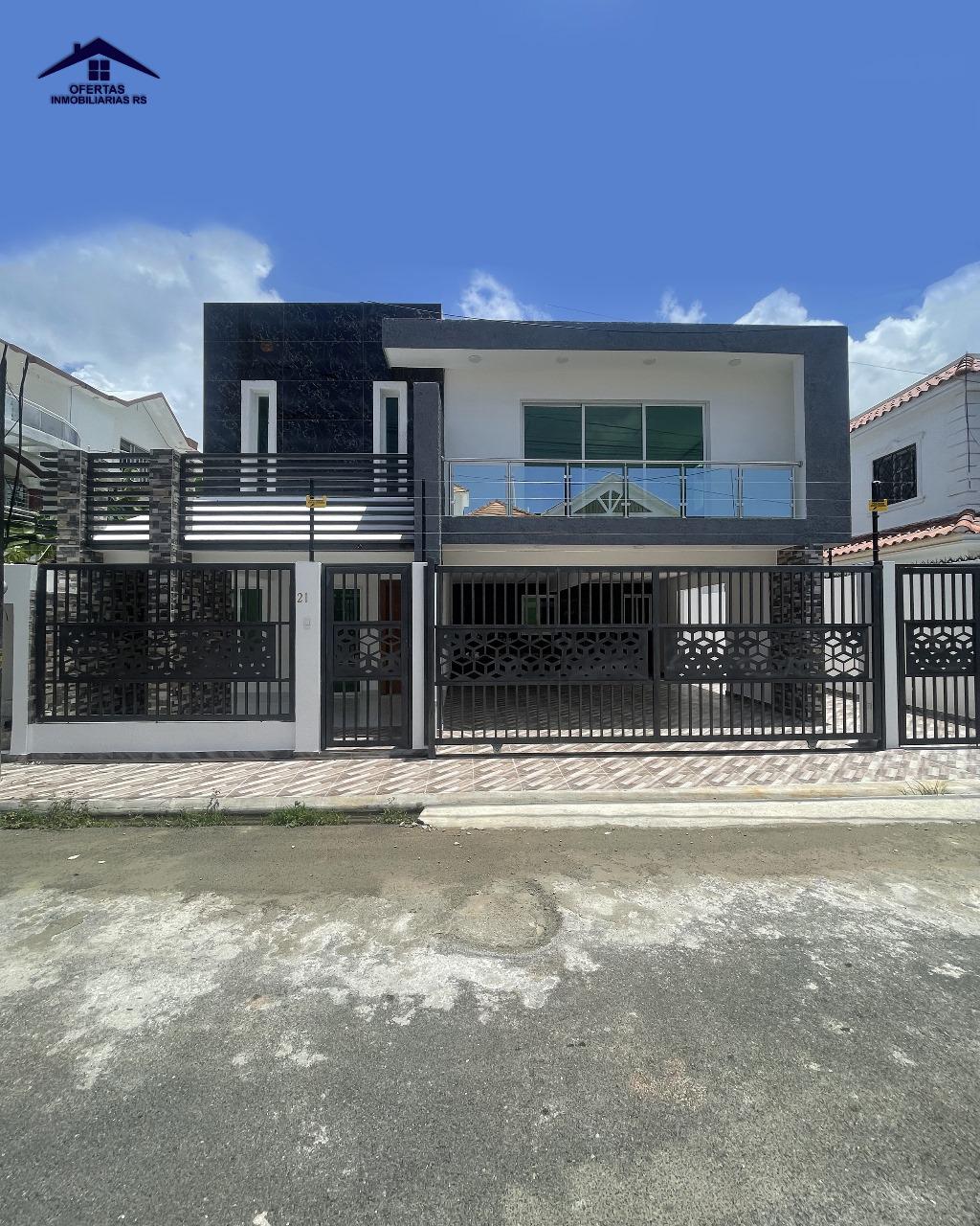 SPACIOUS HOUSE LOCATED IN PRADO ORIENTAL